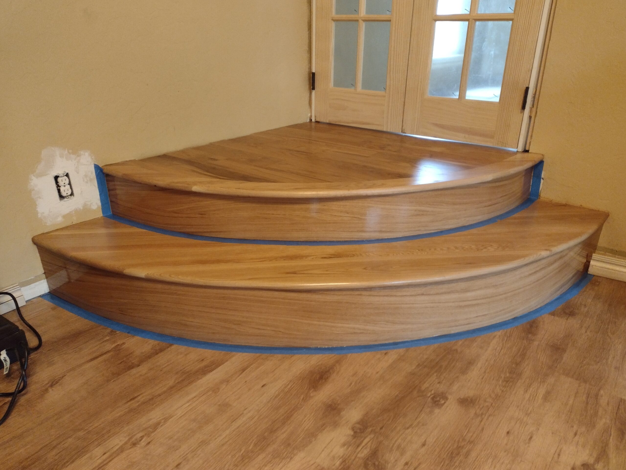 Curved step detail with finish