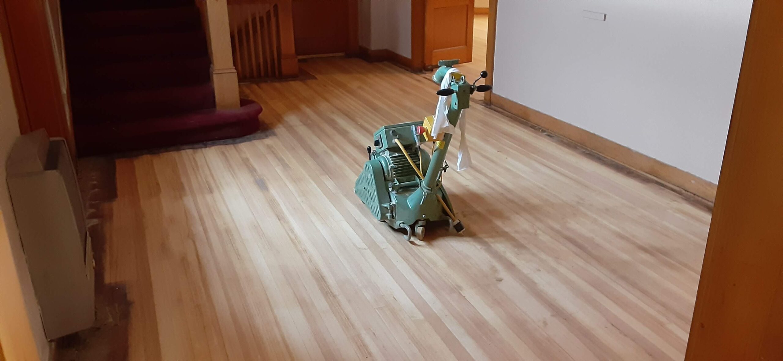 Sanding equipment in hallway